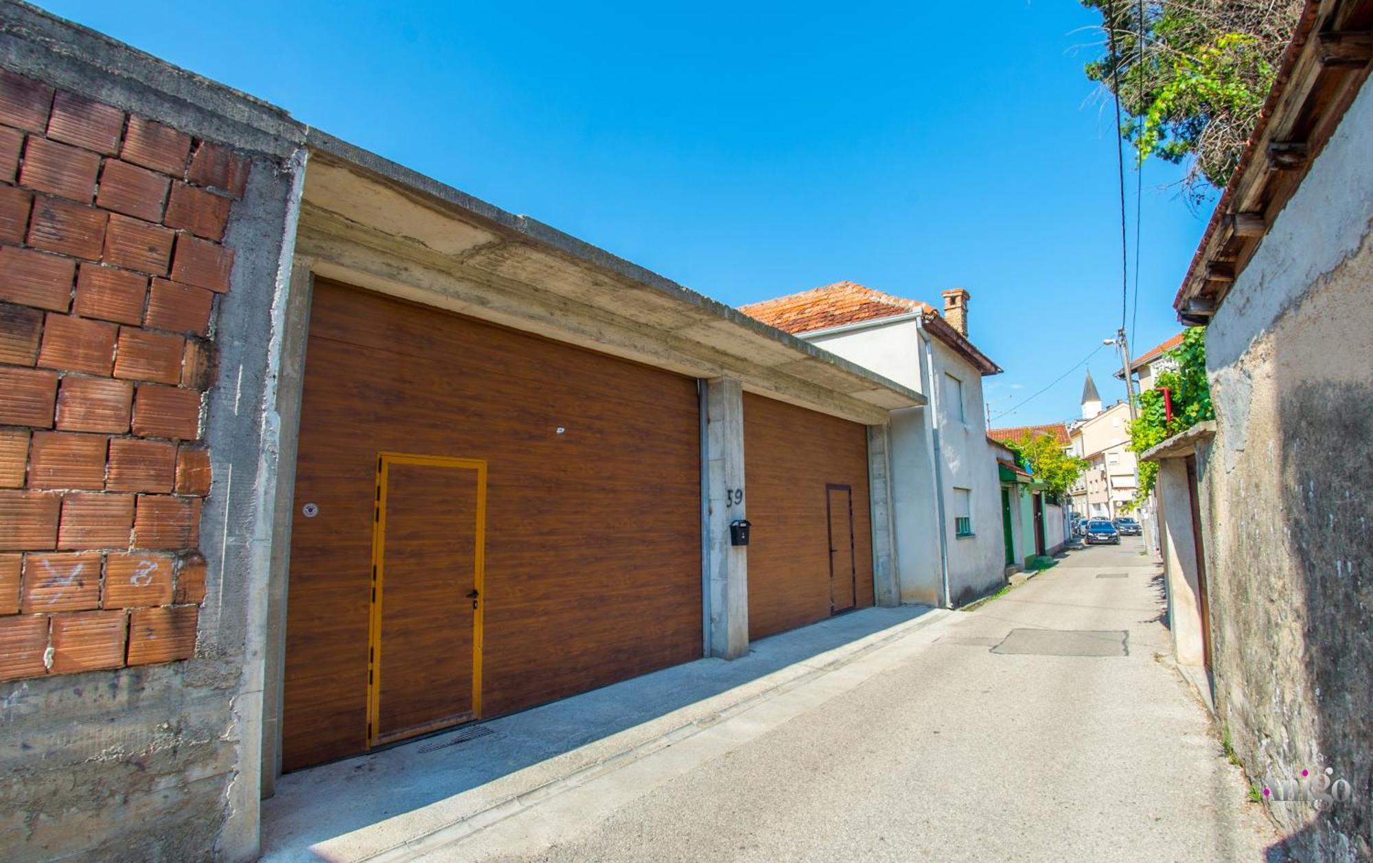 Apartments Enigma - With Private Parking モスタル エクステリア 写真
